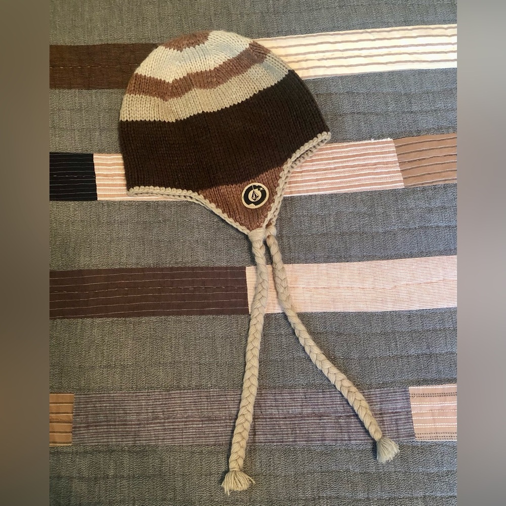 Cute Unisex Retro Volcom Brown/Tan Striped Snowboarding Skiing Winter Hat